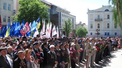 АТ «Вінницяобленерго» – особистий кабінет, передати покази лічильника, кол-центр 0 (800) 30-95-95 Товариство "Вiнницяобленерго" прийняло участь у святкових заходах у День Перемоги_6