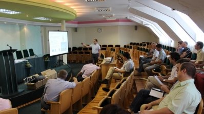 АТ «Вінницяобленерго» – personal account, transmit meter readings, call center 0 (800) 217-217 Проведено навчальний семінар для технічного персоналу ПАТ “Вінницяобленерго”_2