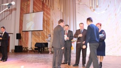 АТ «Вінницяобленерго» – особистий кабінет, передати покази лічильника, кол-центр 0 (800) 30-95-95 Благодійниками не народжуються, ними стають_3