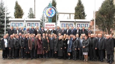 АТ «Вінницяобленерго» – особистий кабінет, передати покази лічильника, кол-центр 0 (800) 30-95-95 Енергетики Вінниччини зустріли професійне свято вагомими показниками в роботі _8
