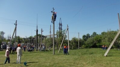АТ «Вінницяобленерго» – особистий кабінет, передати покази лічильника, кол-центр 0 (800) 30-95-95 Найвправнішу бригаду електромонтерів - 2015 визначать у Бару_3