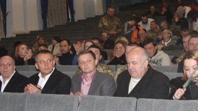 АТ «Вінницяобленерго» – особистий кабінет, передати покази лічильника, кол-центр 0 (800) 30-95-95 Андрій Поліщук взяв участь у заходах, присвячених Дню захисників Донецького летовища _17