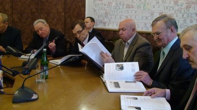 АТ «Вінницяобленерго» – personal account, transmit meter readings, call center 0 (800) 217-217 Ветерани завжди у ритмі життя енергетики _3