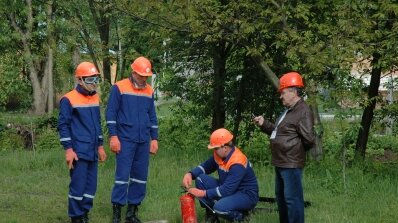 АТ «Вінницяобленерго» – personal account, transmit meter readings, call center 0 (800) 217-217 У Літині визначали кращих електромонтерів_8