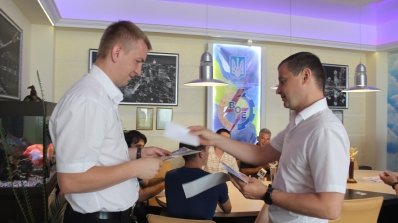 АТ «Вінницяобленерго» – особистий кабінет, передати покази лічильника, кол-центр 0 (800) 30-95-95 Андрій Поліщук зустрівся з нашими спортсменами-переможцями_6