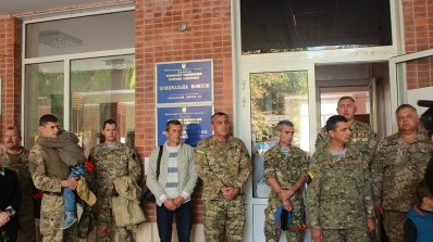 АТ «Вінницяобленерго» – особистий кабінет, передати покази лічильника, кол-центр 0 (800) 30-95-95 Шана і пам'ять герою_7