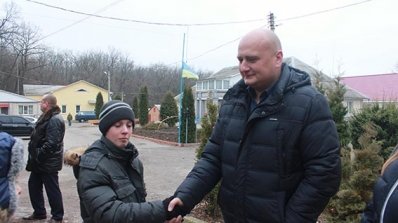 АТ «Вінницяобленерго» – особистий кабінет, передати покази лічильника, кол-центр 0 (800) 30-95-95 Подарували дітям радість_35