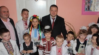 АТ «Вінницяобленерго» – особистий кабінет, передати покази лічильника, кол-центр 0 (800) 30-95-95 До дітей – з подарунками!_13