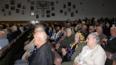 АТ «Вінницяобленерго» – особистий кабінет, передати покази лічильника, кол-центр 0 (800) 30-95-95 Енергетики вітали ветеранів_6