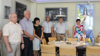 АТ «Вінницяобленерго» – personal account, transmit meter readings, call center 0 (800) 217-217 Приємності, що стимулюють до кращої праці_5