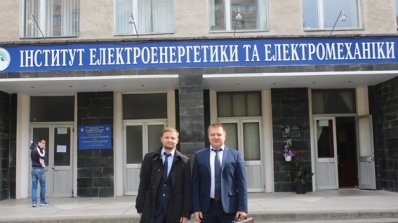 АТ «Вінницяобленерго» – особистий кабінет, передати покази лічильника, кол-центр 0 (800) 30-95-95 Андрій Поліщук відвідав рідну альма–матер_16
