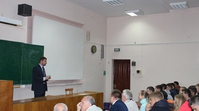 АТ «Вінницяобленерго» – особистий кабінет, передати покази лічильника, кол-центр 0 (800) 30-95-95 Андрій Поліщук відвідав рідну альма–матер_14