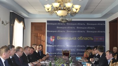 АТ «Вінницяобленерго» – особистий кабінет, передати покази лічильника, кол-центр 0 (800) 30-95-95 Зустріч енергетиків із делегацією з Китаю_2