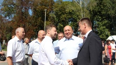 АТ «Вінницяобленерго» – personal account, transmit meter readings, call center 0 (800) 217-217 Енергетики взяли участь в урочистостях з нагоди державних свят_18
