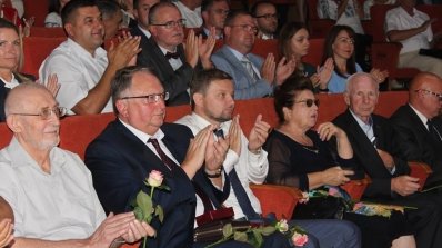 АТ «Вінницяобленерго» – особистий кабінет, передати покази лічильника, кол-центр 0 (800) 30-95-95 Андрій Поліщук отримав сьогодні нагороду від Президента України_2