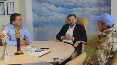 АТ «Вінницяобленерго» – особистий кабінет, передати покази лічильника, кол-центр 0 (800) 30-95-95 Андрій Поліщук зустрівся з волонтерами_6