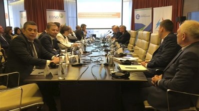 АТ «Вінницяобленерго» – особистий кабінет, передати покази лічильника, кол-центр 0 (800) 30-95-95 Андрій Поліщук взяв участь у роботі круглого столу з актуальних питань енергетики_5