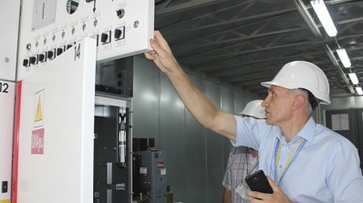 АТ «Вінницяобленерго» – особистий кабінет, передати покази лічильника, кол-центр 0 (800) 30-95-95 На оновленій підстанції "Гнівань"_6