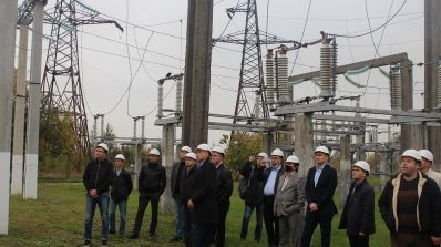 АТ «Вінницяобленерго» – особистий кабінет, передати покази лічильника, кол-центр 0 (800) 30-95-95 Про зустріч керівників технічних служб енергетичних компаній України._8