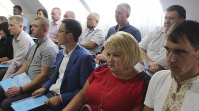 АТ «Вінницяобленерго» – особистий кабінет, передати покази лічильника, кол-центр 0 (800) 30-95-95 Влада Вінниччини відзначила працю енергетиків та привітала зі святами._7