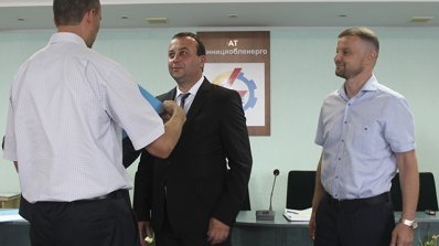 АТ «Вінницяобленерго» – особистий кабінет, передати покази лічильника, кол-центр 0 (800) 30-95-95 Влада Вінниччини відзначила працю енергетиків та привітала зі святами._4