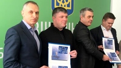 АТ «Вінницяобленерго» – особистий кабінет, передати покази лічильника, кол-центр 0 (800) 30-95-95 Про презентацію поштового блоку "Воїни світла. Воїни добра" за участі енергетиків._5