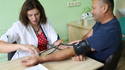 АТ «Вінницяобленерго» – особистий кабінет, передати покази лічильника, кол-центр 0 (800) 30-95-95 Про наших медичних працівників._3