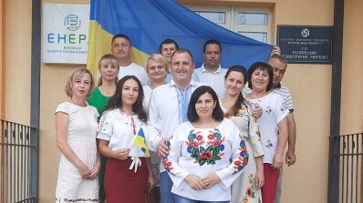 АТ «Вінницяобленерго» – особистий кабінет, передати покази лічильника, кол-центр 0 (800) 30-95-95 У День Символу Свободи, Честі та Гідності рідної України і завжди - МИ разом!_4