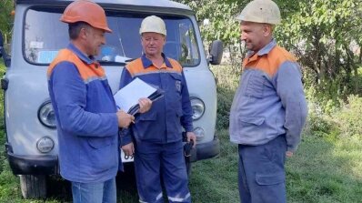 АТ «Вінницяобленерго» – особистий кабінет, передати покази лічильника, кол-центр 0 (800) 30-95-95 Розчистка трас електроліній - запорука забезпечення надійності електромереж._3