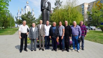 АТ «Вінницяобленерго» – особистий кабінет, передати покази лічильника, кол-центр 0 (800) 30-95-95 Світло крізь радіацію: шана нашим героям-чорнобильцям_6