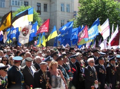 АТ «Вінницяобленерго» – особистий кабінет, передати покази лічильника, кол-центр 0 (800) 30-95-95 Товариство "Вiнницяобленерго" прийняло участь у святкових заходах у День Перемоги_0