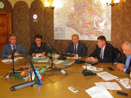АТ «Вінницяобленерго» – особистий кабінет, передати покази лічильника, кол-центр 0 (800) 30-95-95 Селекторна нарада щодо проходження осінньо-зимового періоду _0