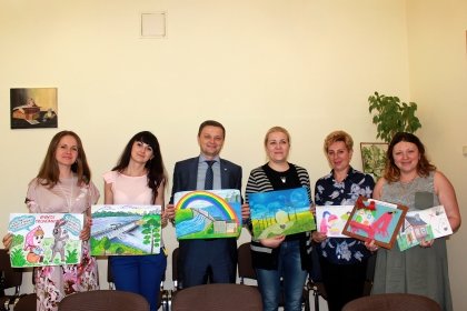 АТ «Вінницяобленерго» – personal account, transmit meter readings, call center 0 (800) 217-217 Андрій Поліщук визначив дітей, які навчені економити електроенергію _0