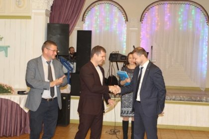 АТ «Вінницяобленерго» – особистий кабінет, передати покази лічильника, кол-центр 0 (800) 30-95-95 Керівники області привітали енергетиків з професійним святом _0