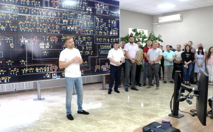 АТ «Вінницяобленерго» – особистий кабінет, передати покази лічильника, кол-центр 0 (800) 30-95-95 РОБОЧА ЗУСТРІЧ З ПРАЦІВНИКАМИ ВМЕМ._0