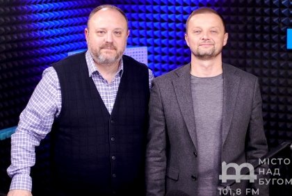 АТ «Вінницяобленерго» – особистий кабінет, передати покази лічильника, кол-центр 0 (800) 30-95-95 АНДРІЙ ПОЛІЩУК: «Ворог обрав підступну тактику, але енергосистема у нас надійна і вона захищена"._0