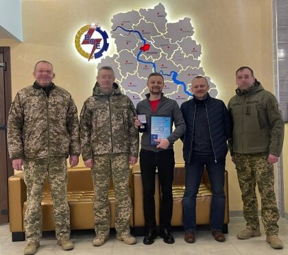 АТ «Вінницяобленерго» – особистий кабінет, передати покази лічильника, кол-центр 0 (800) 30-95-95 ТРИМАЄМО ФРОНТ СПІЛЬНО!_0