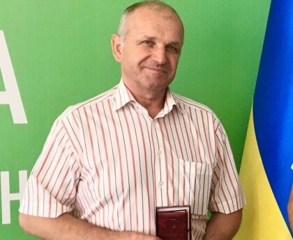 АТ «Вінницяобленерго» – особистий кабінет, передати покази лічильника, кол-центр 0 (800) 30-95-95 ПОЧЕСНА ВІДЗНАКА «ЗАСЛУЖЕНИЙ ЕНЕРГЕТИК УКРАЇНИ» - У НАШОГО КОЛЕГИ. ВІТАЄМО!_0