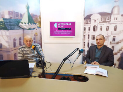 АТ «Вінницяобленерго» – особистий кабінет, передати покази лічильника, кол-центр 0 (800) 30-95-95 Про роботу енергетиків - в етері Суспільного-Вінниця._0