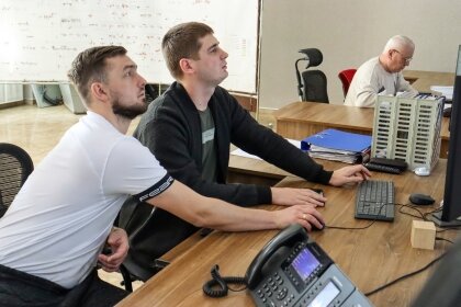 АТ «Вінницяобленерго» – особистий кабінет, передати покази лічильника, кол-центр 0 (800) 30-95-95 Фото дня: Наші диспетчери_0