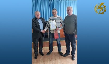 АТ «Вінницяобленерго» – personal account, transmit meter readings, call center 0 (800) 217-217 Наші професіонали_0