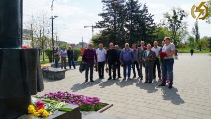 АТ «Вінницяобленерго» – особистий кабінет, передати покази лічильника, кол-центр 0 (800) 30-95-95 Світло крізь радіацію: шана нашим героям-чорнобильцям_0